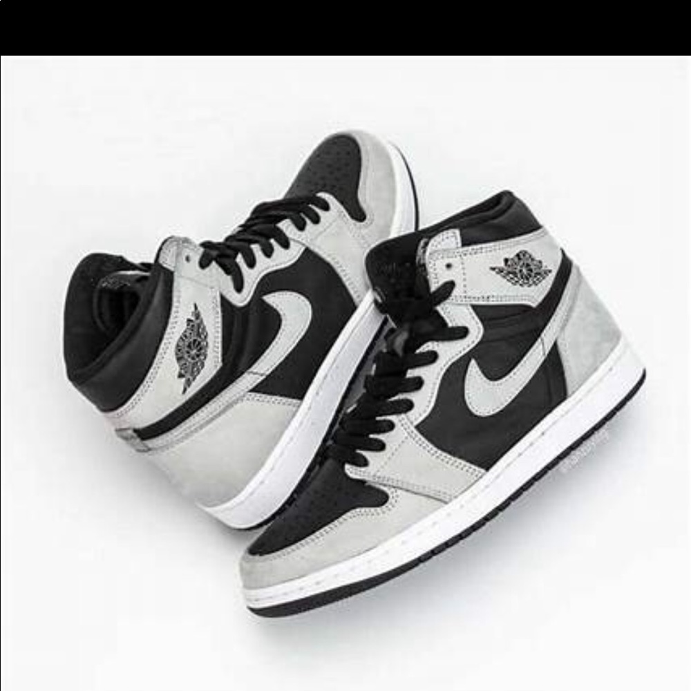 COPY - NWB Air Jordan 1 Retro High OG - Picture 2 of 8